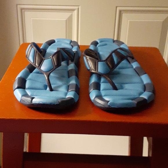 Men's flip flops - Picture 1 of 8